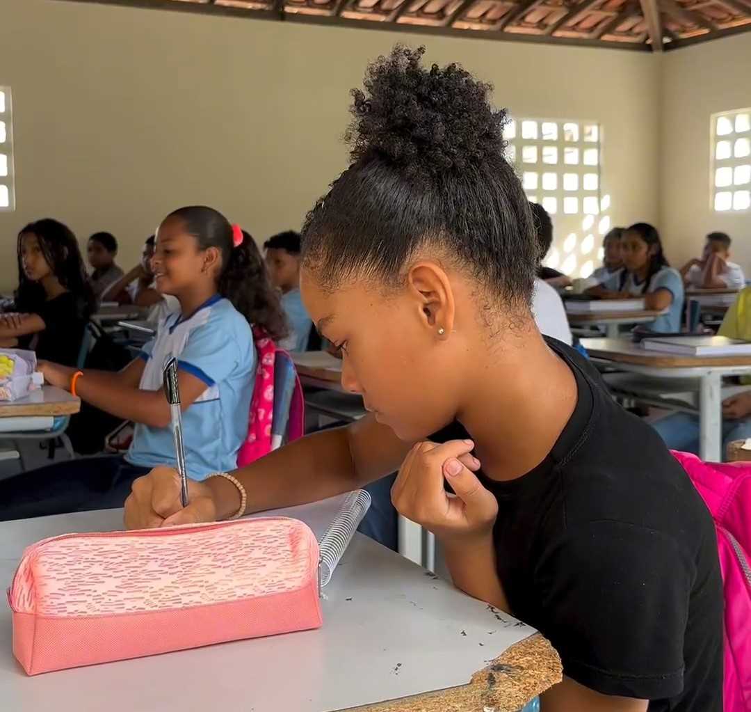 Camacã: Alunos retornam as aulas com escolas reformadas